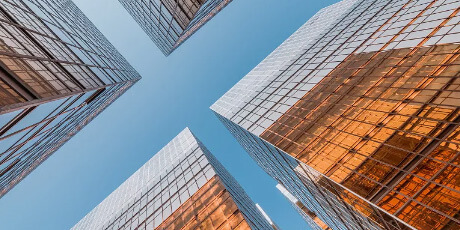 據(jù)彭博社報道FPGA江湖：英特爾一寸短賽靈思一寸強